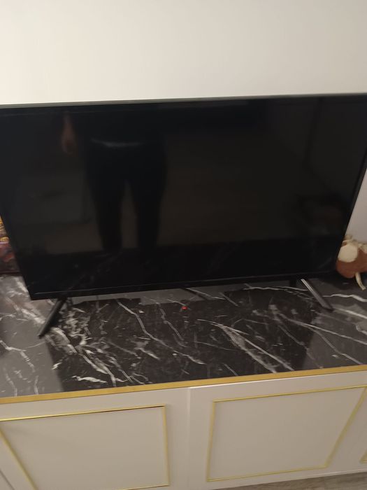 Televizor 81 cm , model Nei