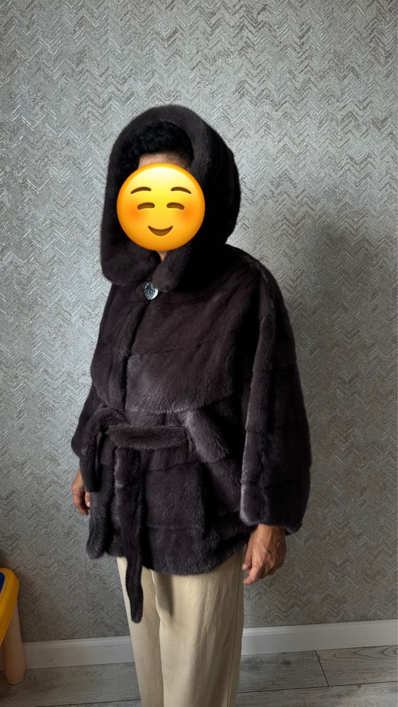 Продаю норковую шубу