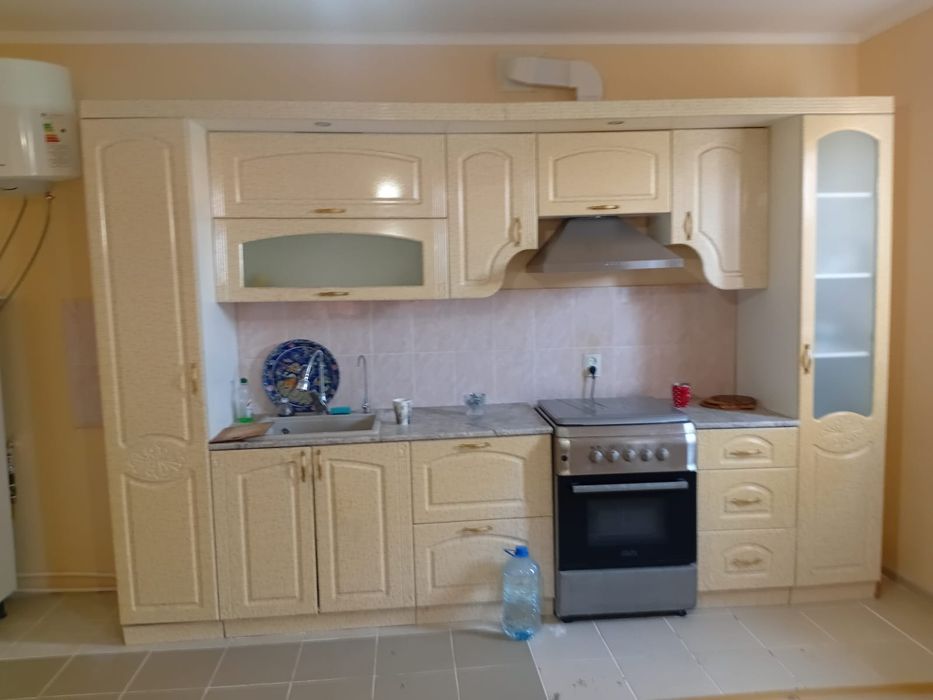 Кухонная мебель в хорошем состоянии