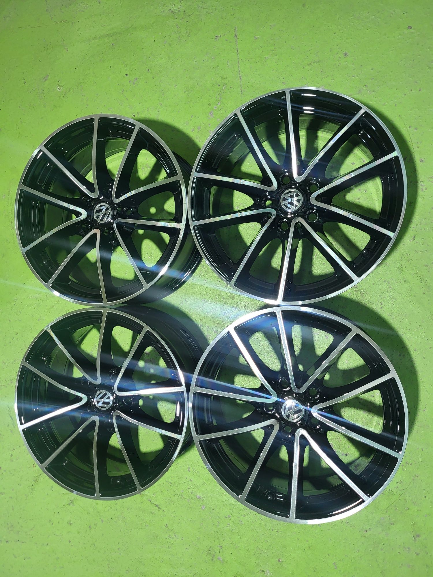 17 5x112 Audi A4 A5 A6 Vw Tiguan Passat Touran Skoda 5х112