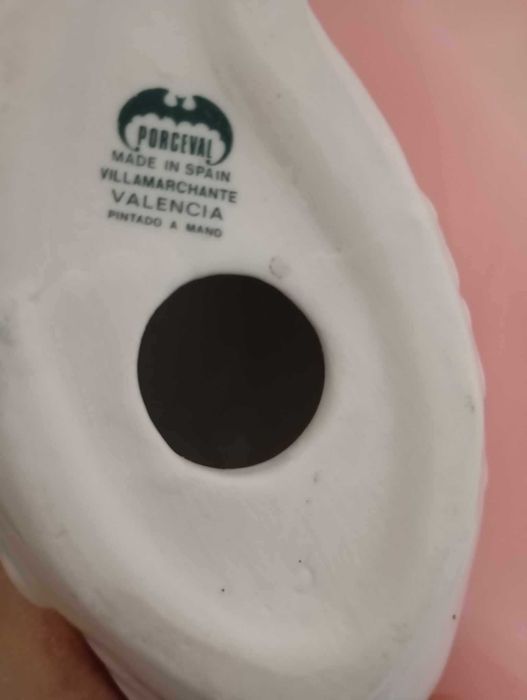 Bibelou lebada din portelan vaza, ghiveci si/sau o superba floare, etc