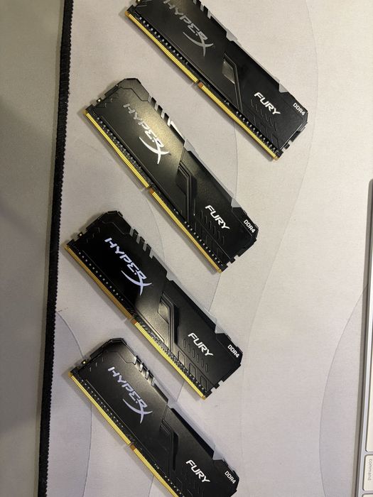Kingston HyperX Fury DDR4 8x4 =32 Gb