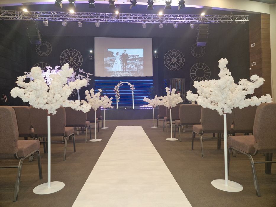 Vand decoratiuni florale