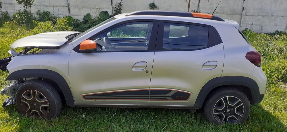 Dacia Spring spring avariat lovit functional