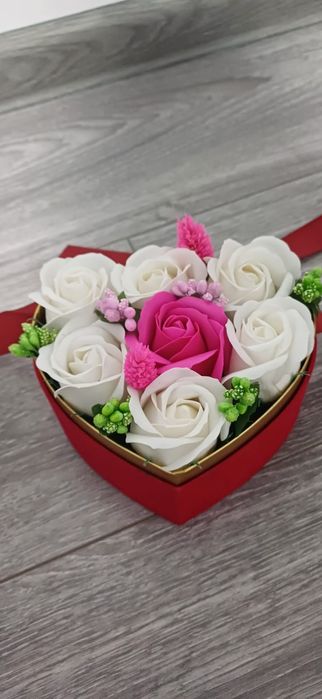 Aranjamente florale din sapun