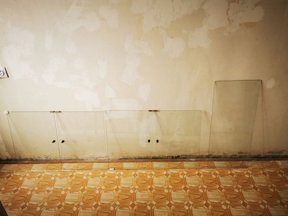 Отдам бесплатно шкаф срочно