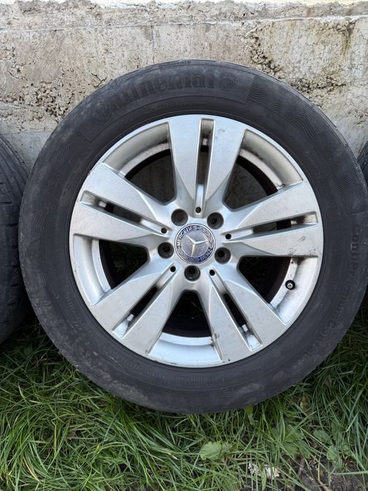 Лети джанти 16 инча с гуми, оригинални от  Мерцедес Е-клас 8J/16 ET46