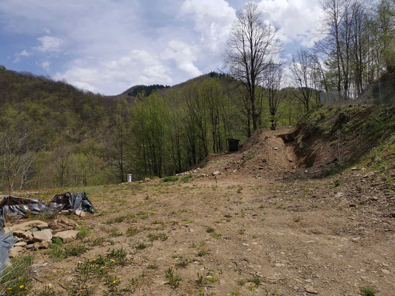 Продава се Парцел в с. Черни Осъм, Област Ловеч - 1518 кв.м за 11 €/кв.м - Снимка #7
