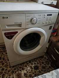 Продам стиральную машинку LG 5 кг 40000