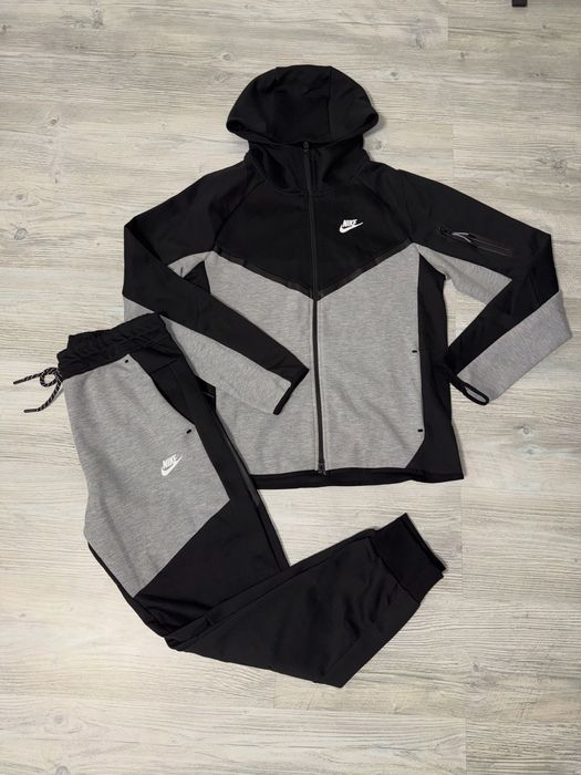 Мъжки екипи различни модели Nike Tech Fleece