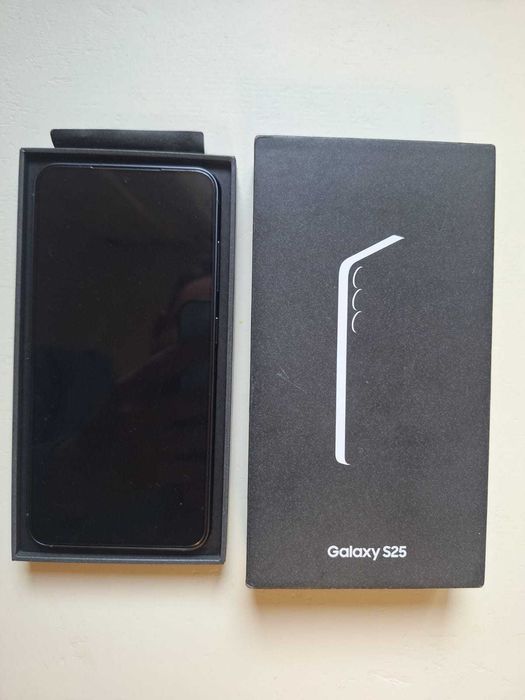 vand/schimb Samsung Galaxy S25 Blue Black 256GB