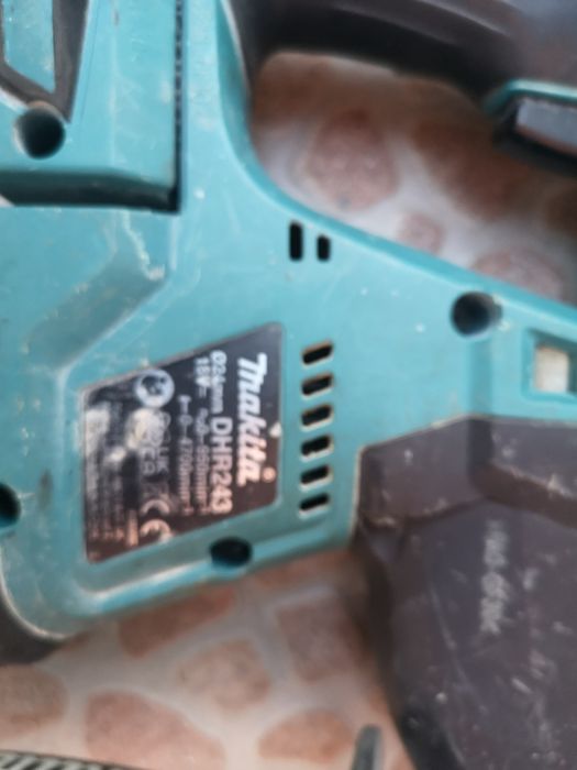Перфоратор Makita 18V Li on за Части