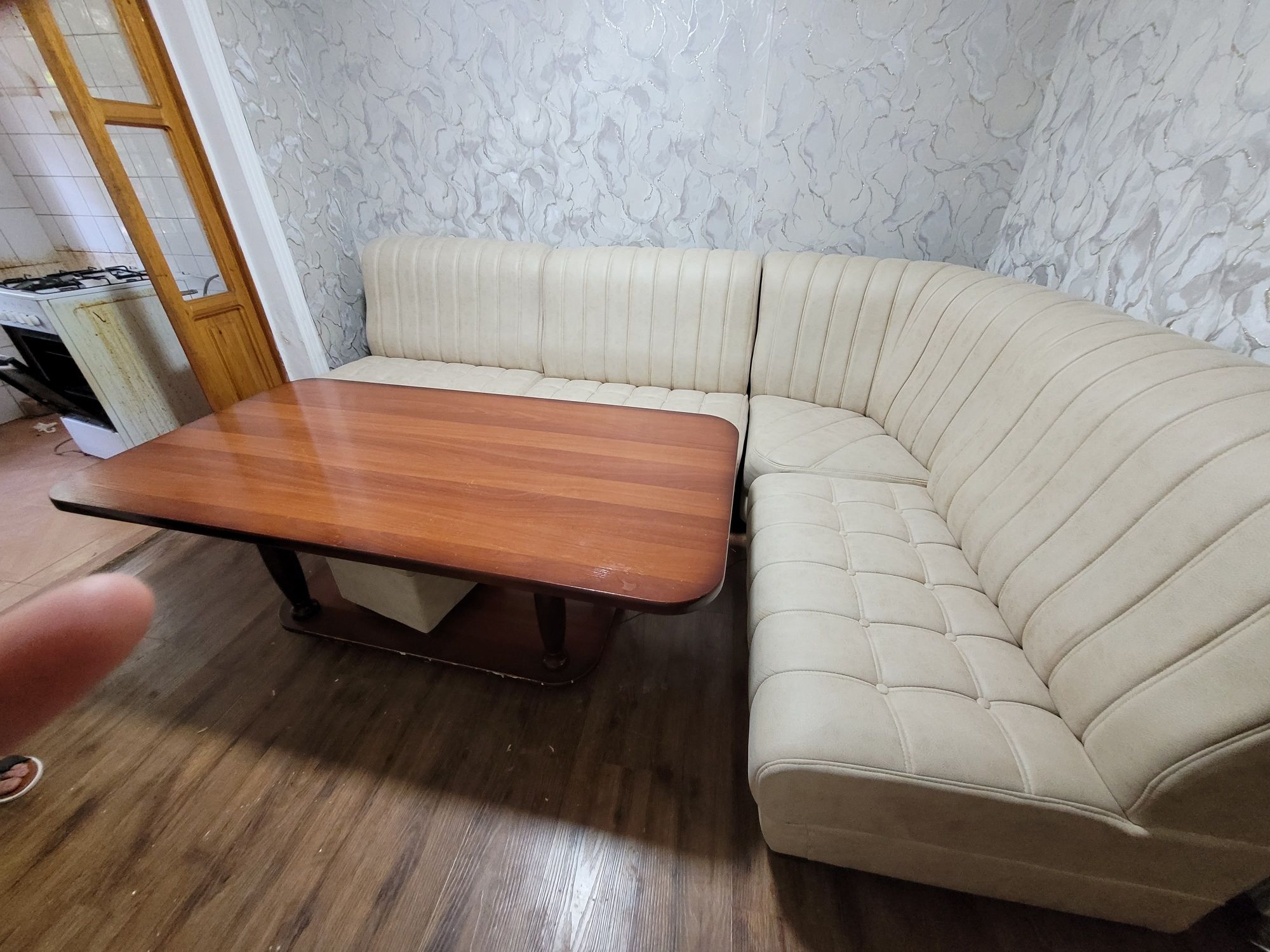 Мебель мягкий уголок