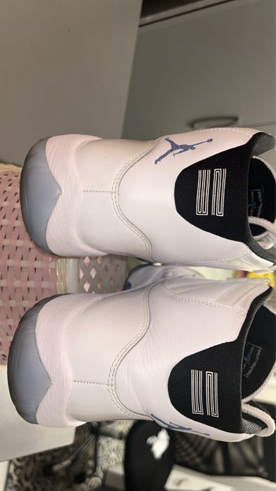 vand jordan 11 legend blue