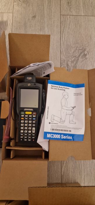 3 bucati Honeywell si 2 buc terminal mobil Motorola