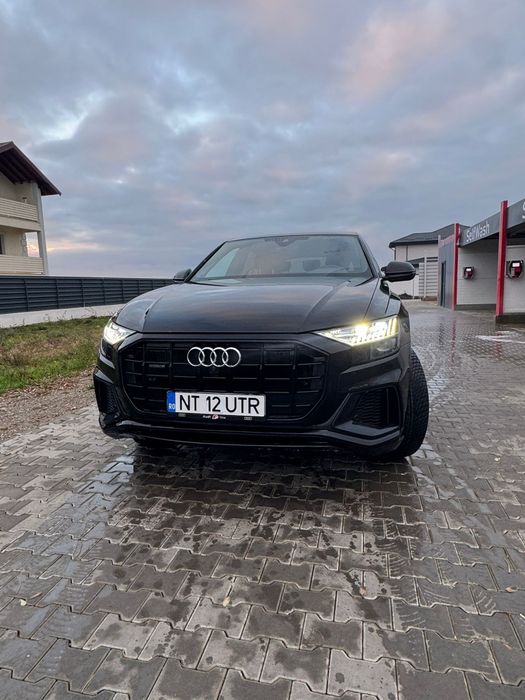 AUDI Q8 S-LINE 3.0 hibrid SCHIMB