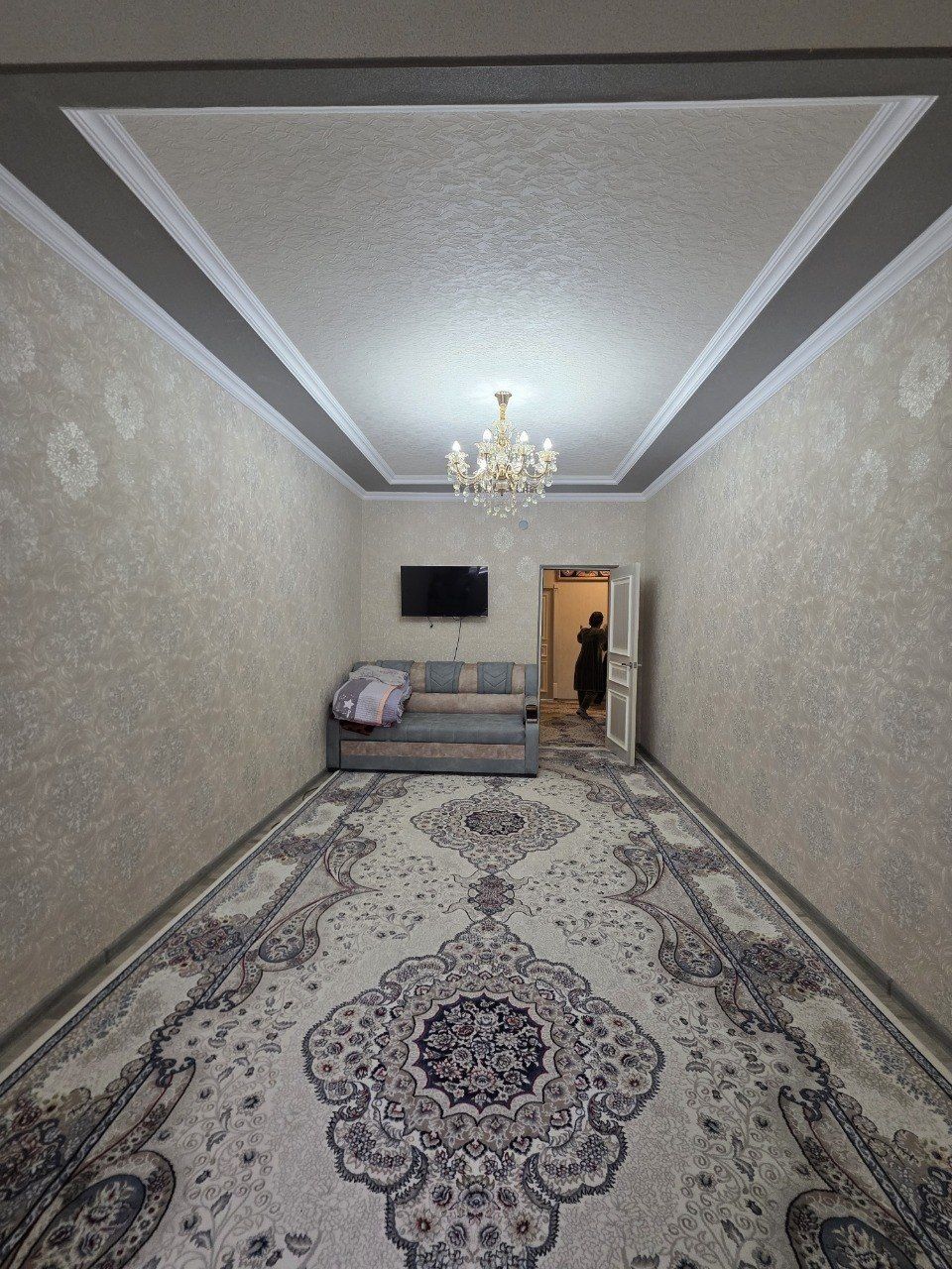Срочни ижарага берилади 2 хонали уй 250$