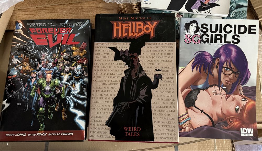 Комикс книги и списания