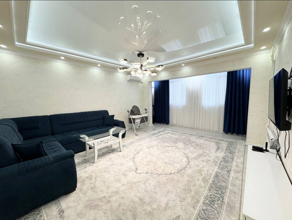 2 комната квартира на Дружба Народов Срочно продаётся!!