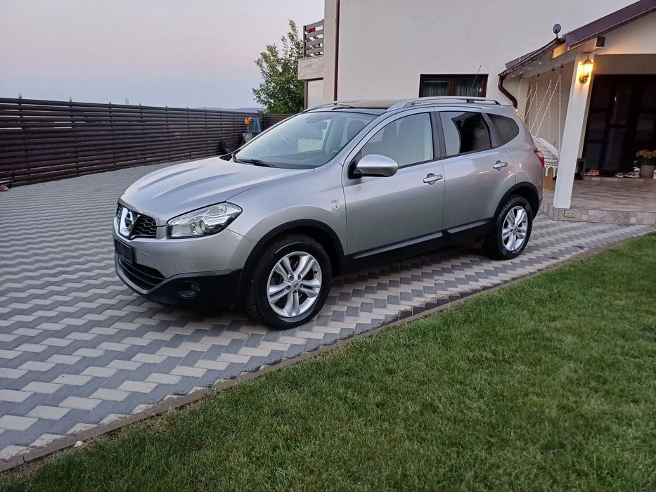 Nissan Qashqai+2 Nissan Qashqai +2 Automat 7 locuri 4x4