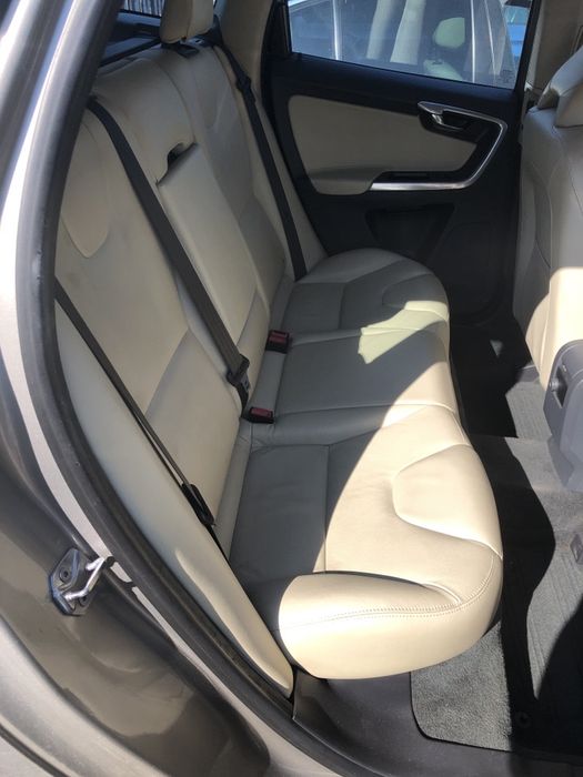 Dezmembrez Volvo xc60 D4 euro 6!!