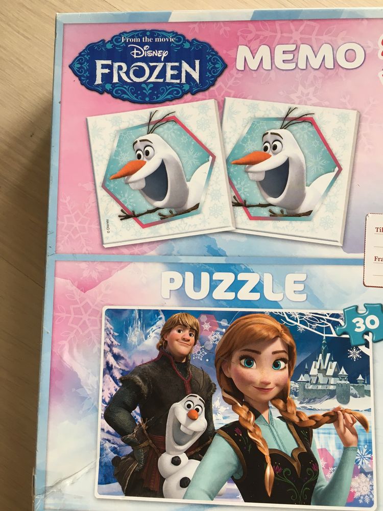 Vand puzzel 4 in 1 cu Frozen.