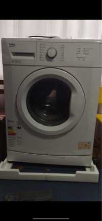 Beko стиральная машина в рабочем состоянии можно  на запчасти