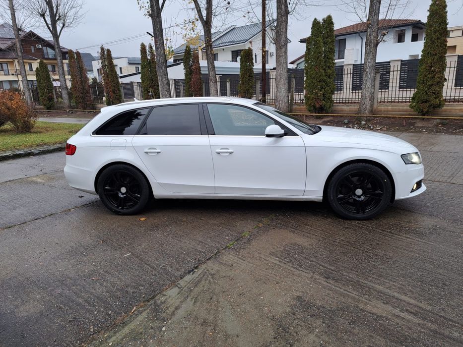 Audi a4 b8 an de fabricatie 2010 motor de 2.0 tdi 140 de cai