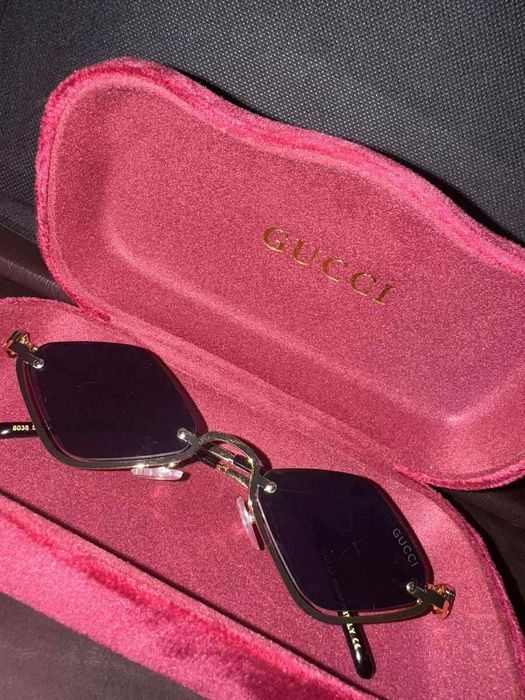 Слънчеви очила на GUCCI