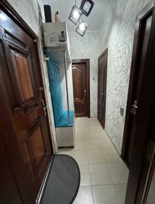 Юнусабад 4, 2*3/3/4 Продаётся квартира не торец