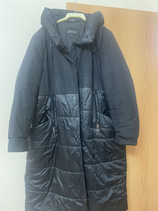 Продам женские пуховики