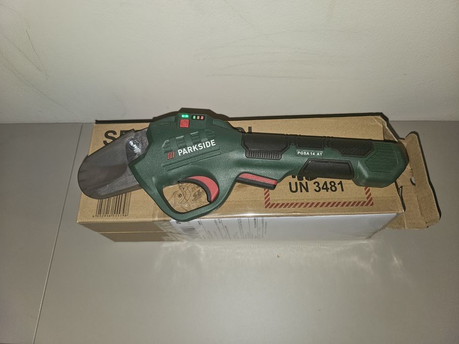 Електрическа акумулаторна лозарска ножица за градина - PARKSIDE