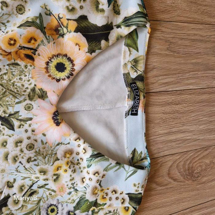 Рокля на цветя ELIZABETH