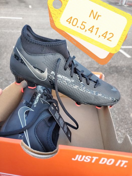 Ghete fotbal Nike phantom GT2 academy Nr 40.5,42,41
