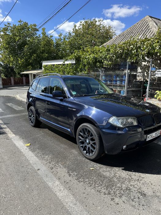 Bmw x3 3.0si  270cp