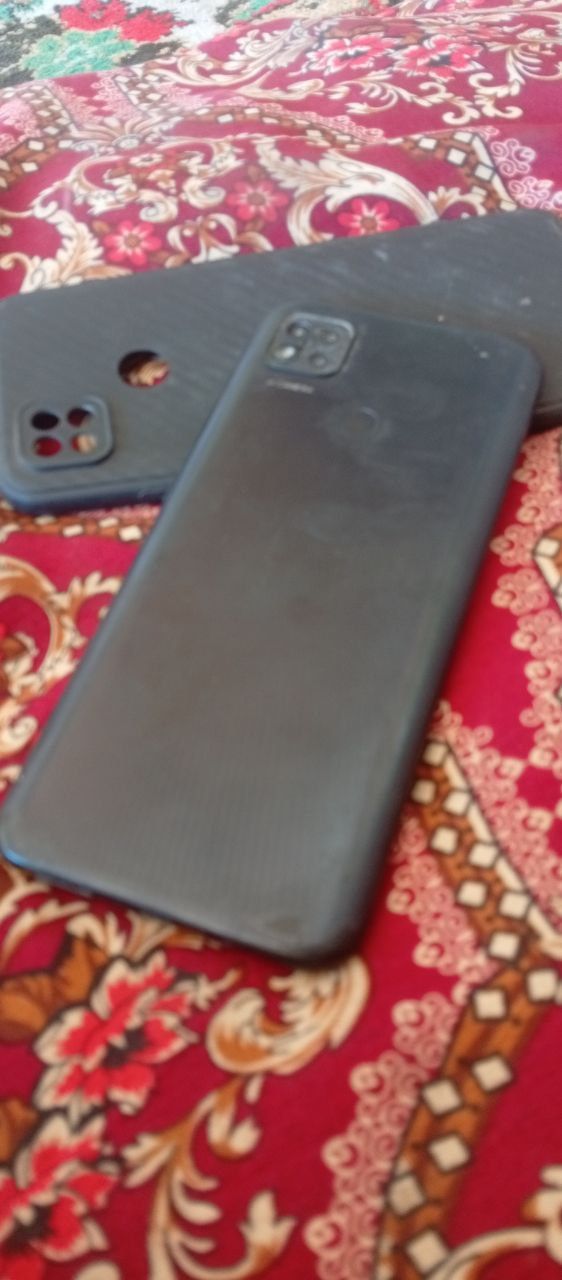 Redmi 9 c 64/3 lik deyarli ideal ishlashi zo'r