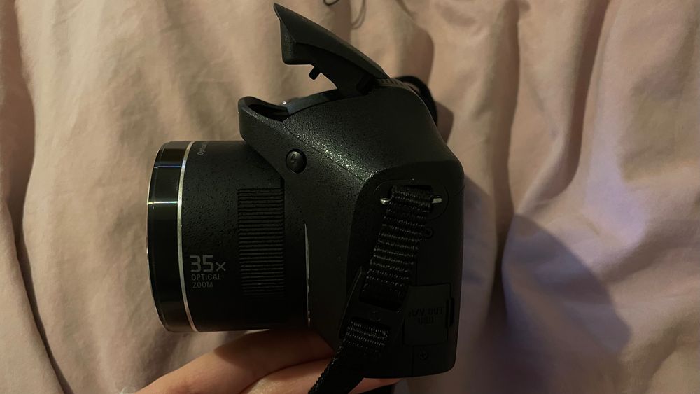 Фотоапарат Sony DSC-H300