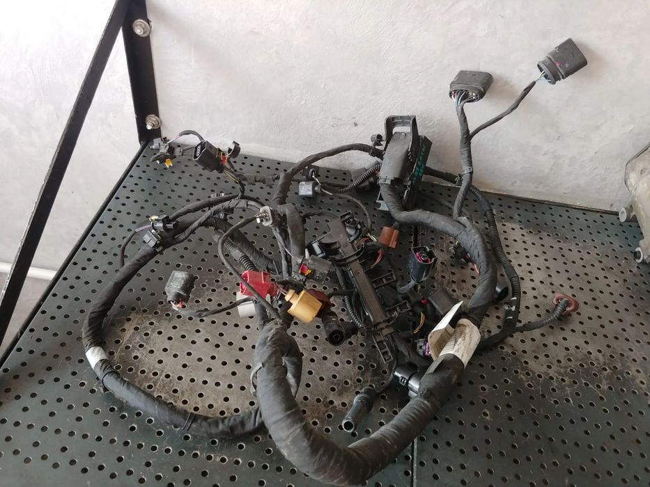 instalatie electrica motor 2.0 tdi deu audi a4 b9 8w  04l971595be