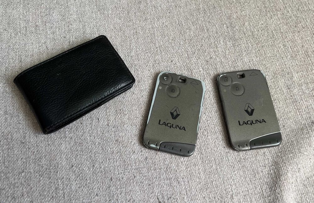 2 carduri cheie Renault Laguna II cu lame și husă piele originală