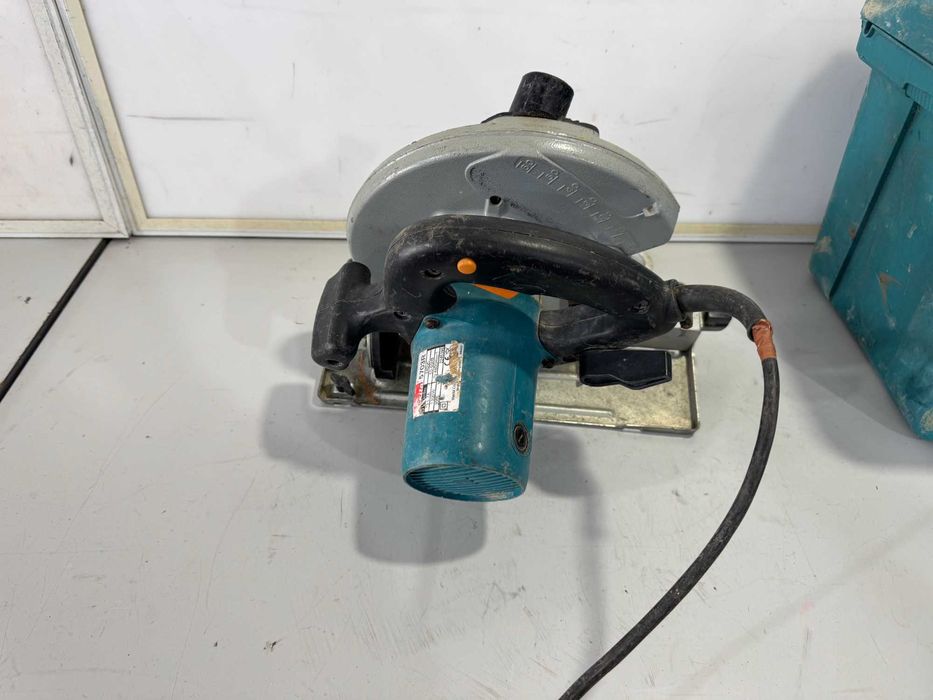Ръчен циркуляр - Makita 1300 W / 190 mm