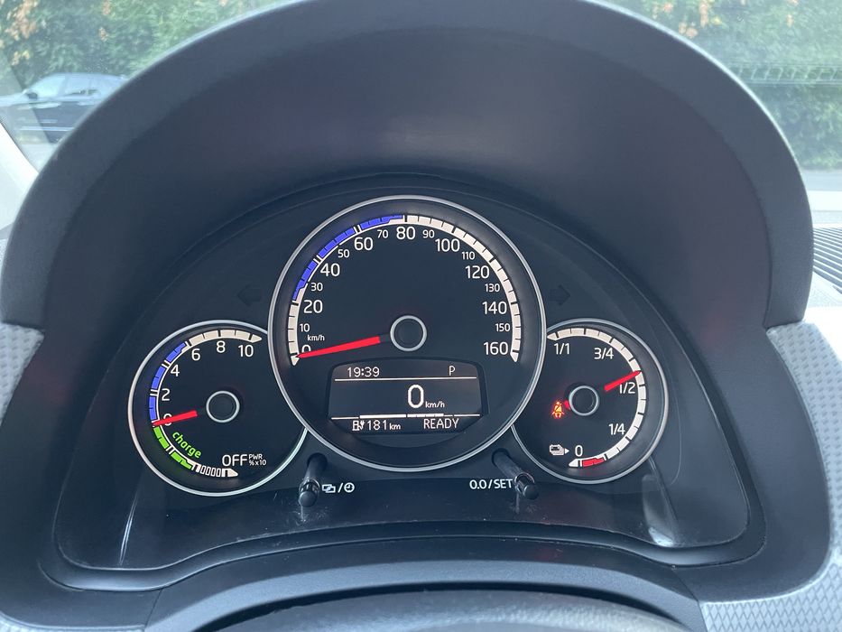 Volkswagen e-Up! 2020 – Primul proprietar, stare excelentă