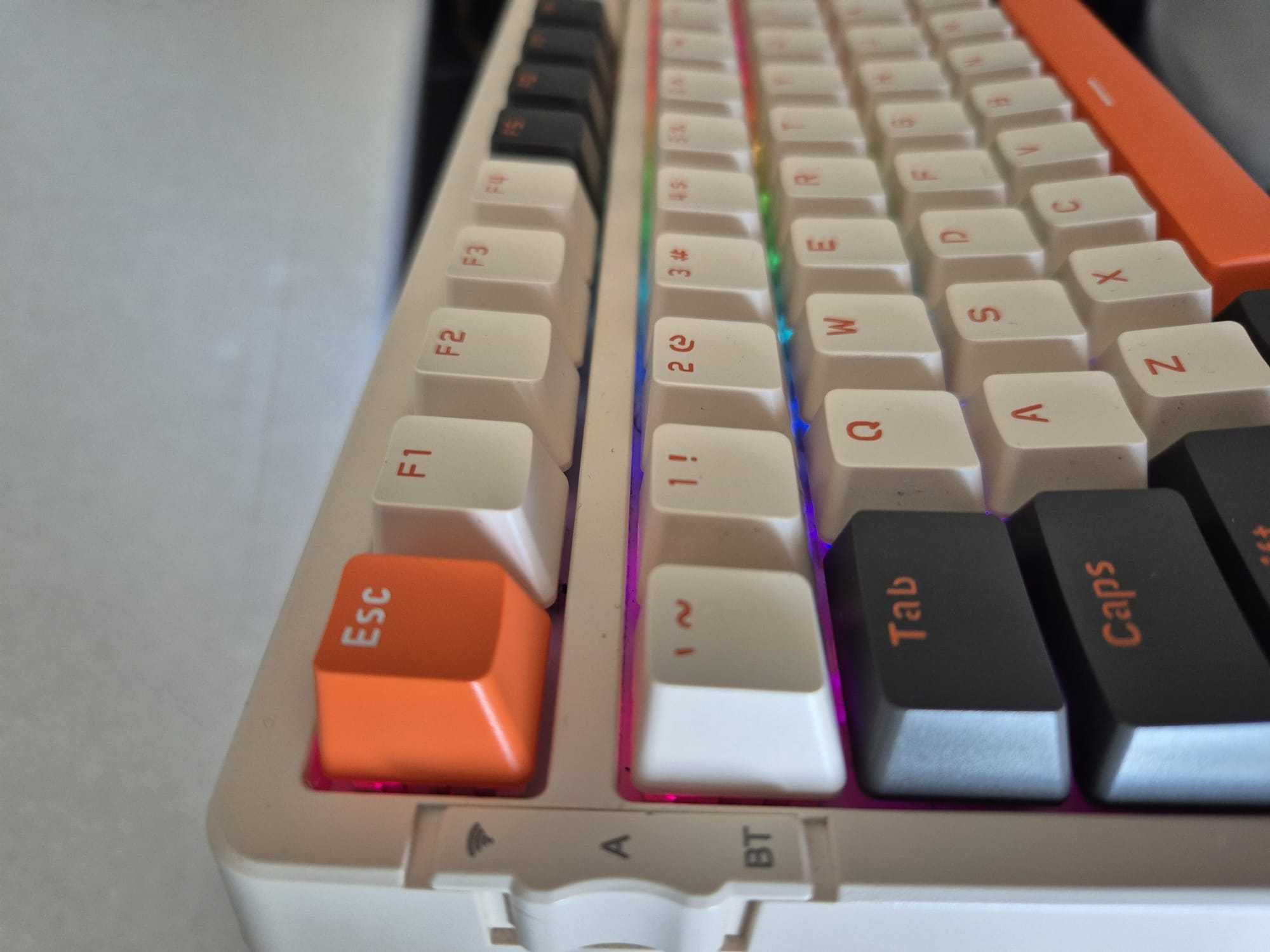 Tastatura Mecanica Attack Shark K98 RGB 2.4G/BT/USB-C