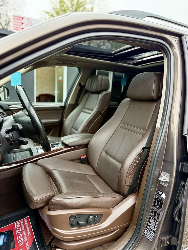 • Bmw X5 E70 2012 Facelift / Pano / Perne / Jante Y • Parc Auto Rate •