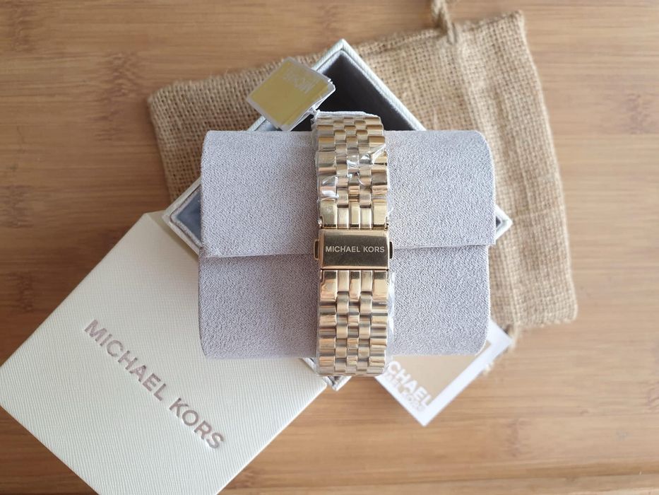 Ceas Michael Kors dama Colectia Lexington Gold