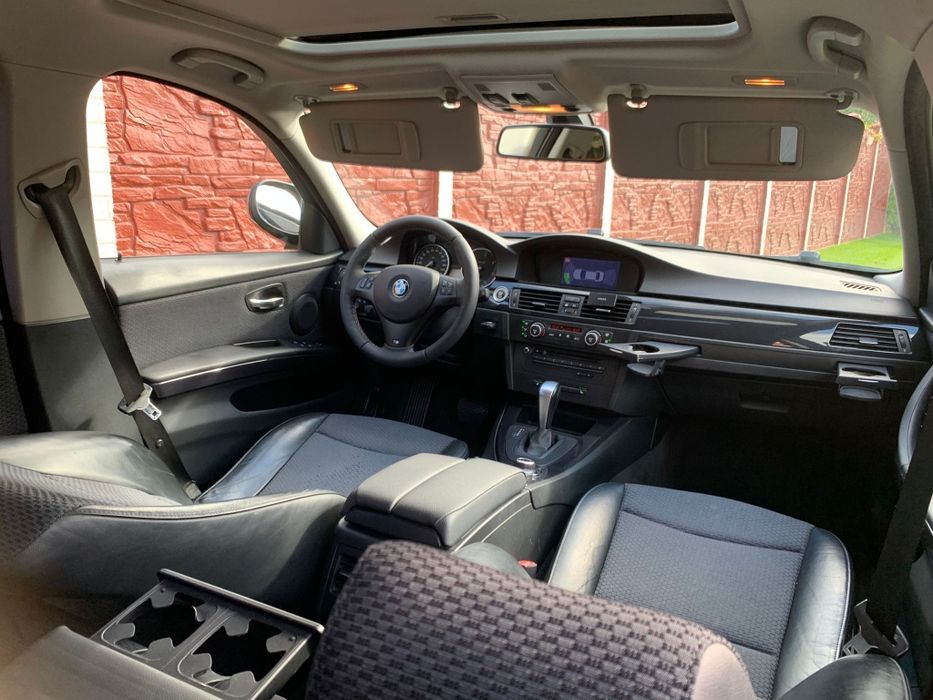 BMW Seria 3 E90 2:0 D M Pachet By Xenon Cutie viteze Automata