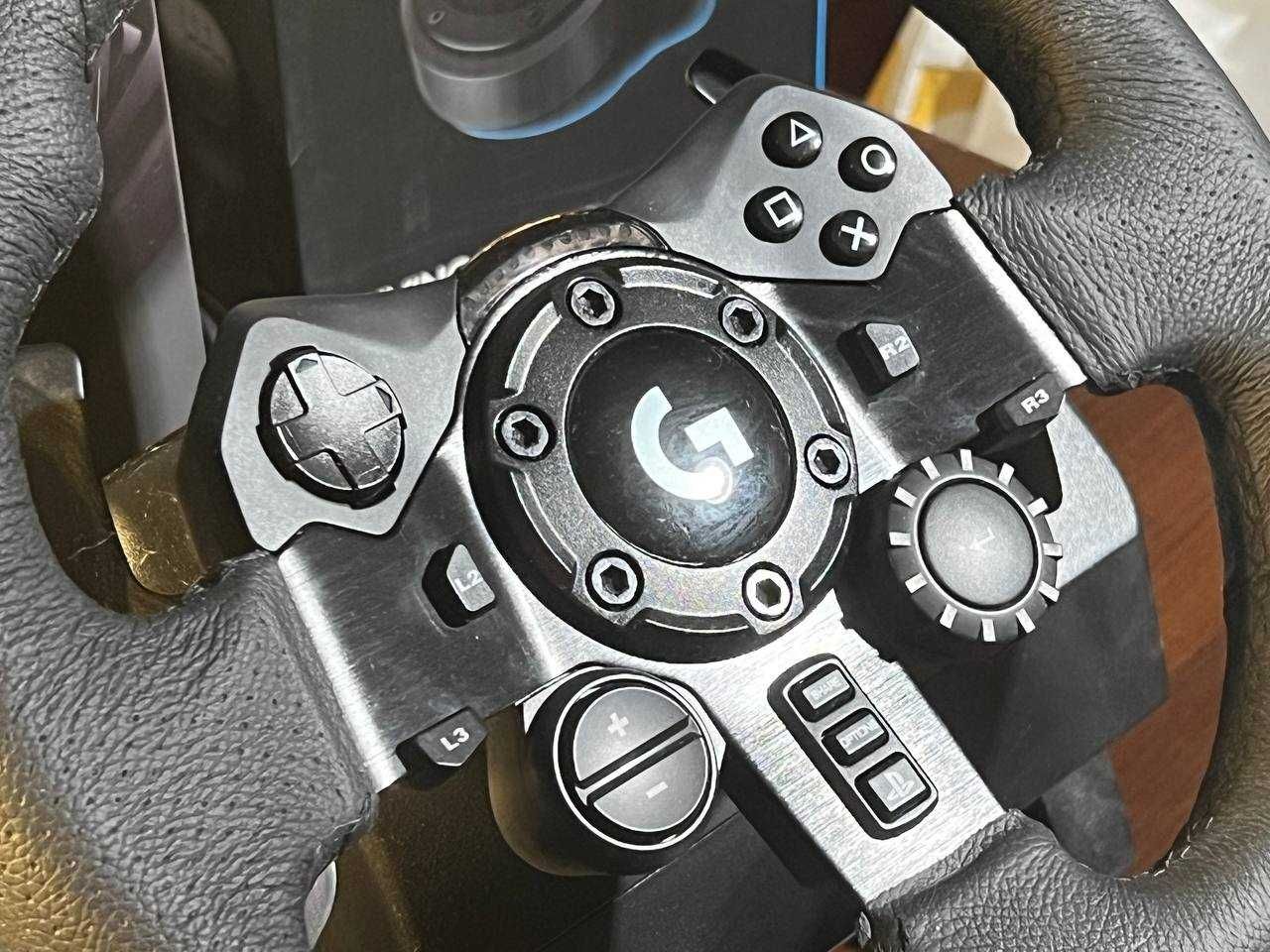 Logitech G923 + shifter + pedals. Автосимуляторы/тренировка вождения