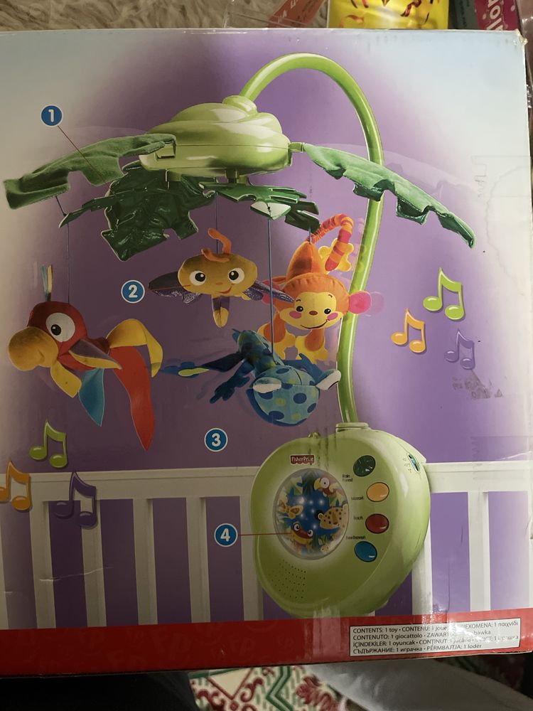 Fisher Price Музикална въртележка за легло
