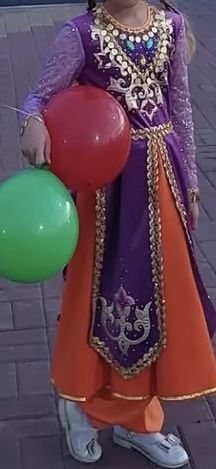 Қолдан тіктірілген көйлектер