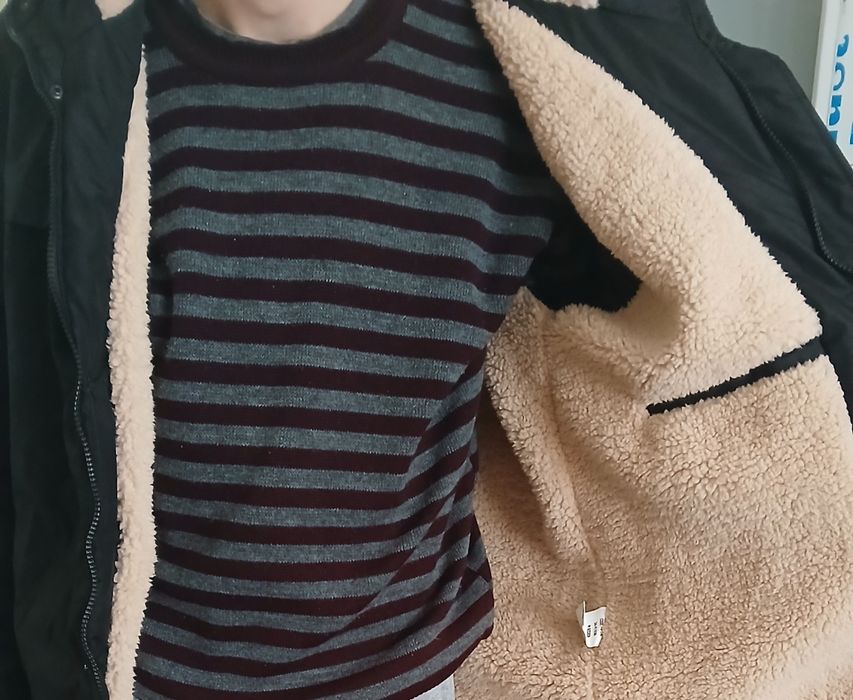 Vând ieftin. Geaca blanita barbati