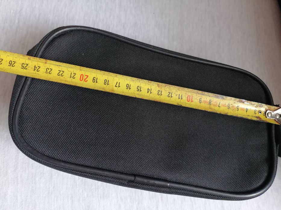 Borseta neagră Vojagor